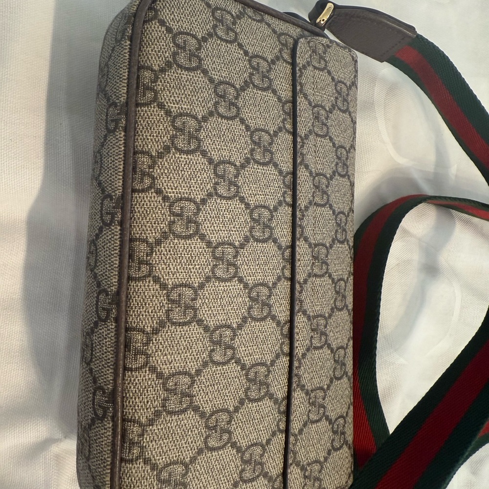 Gucci Monogram Beige and Brown Bag with Card Holder - Picture 9 of 14